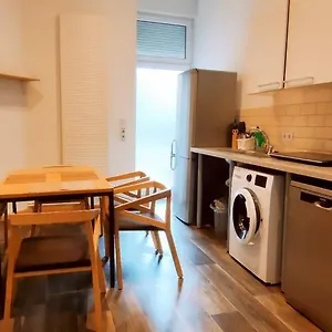 Thomas Guest house